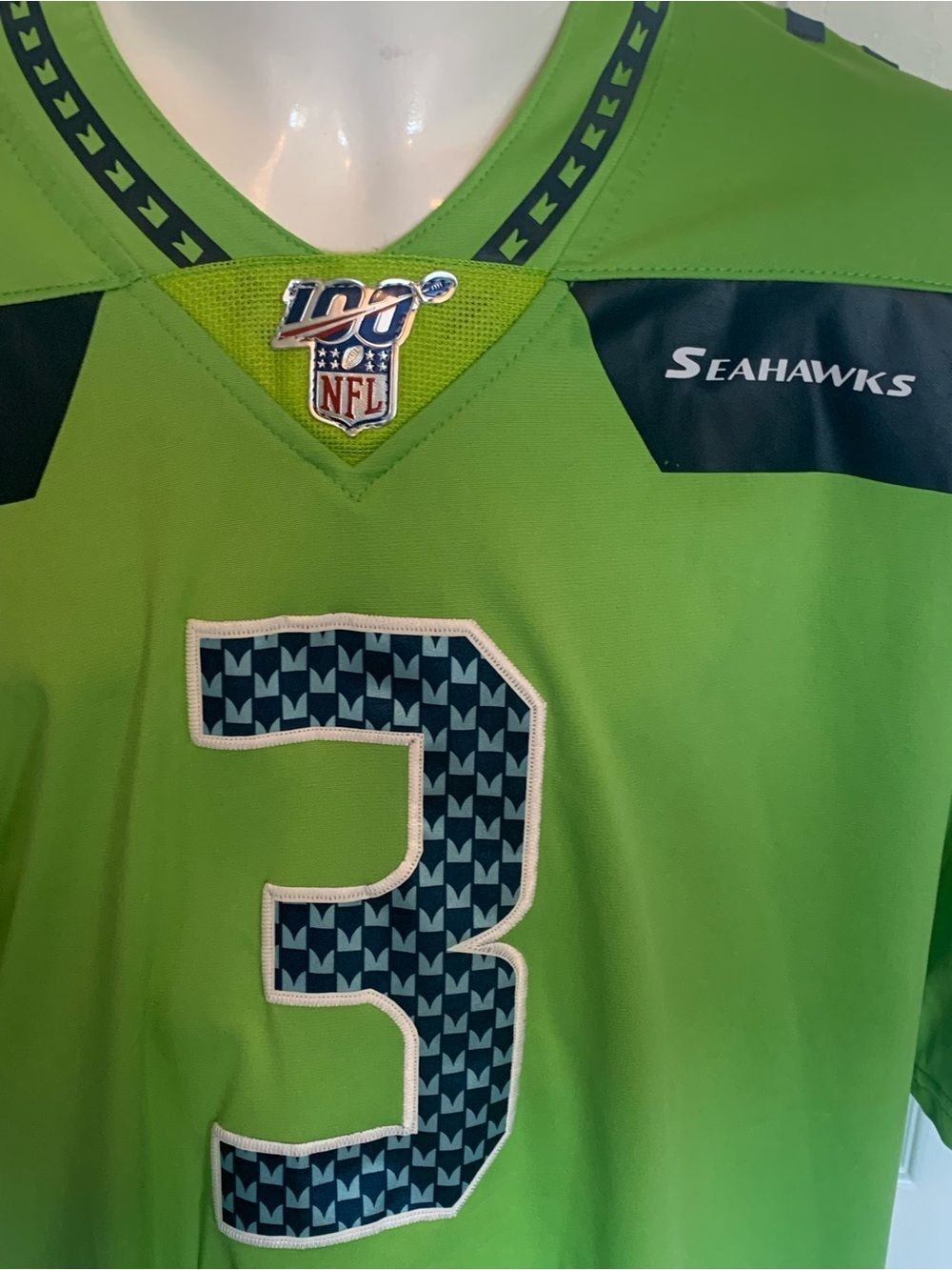 Nike Seattle Seahawks Men’s #3 Wilson Lime Green NFL Jersey - Picture 3 of 6